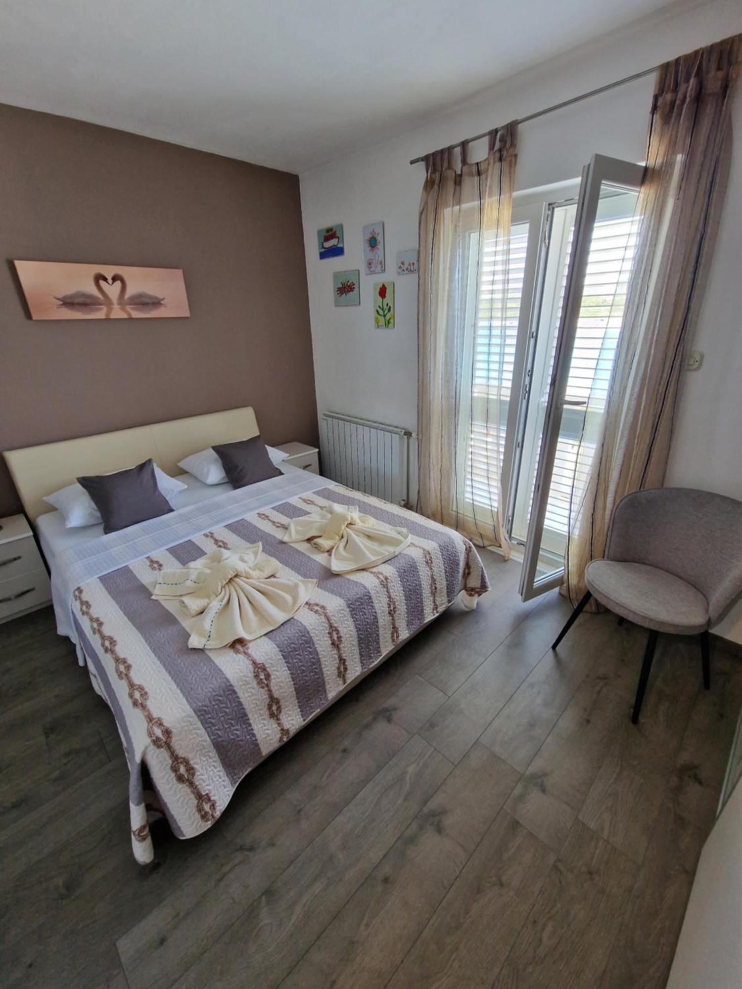 Apartments Rina - Kneze Račišće Habitación foto